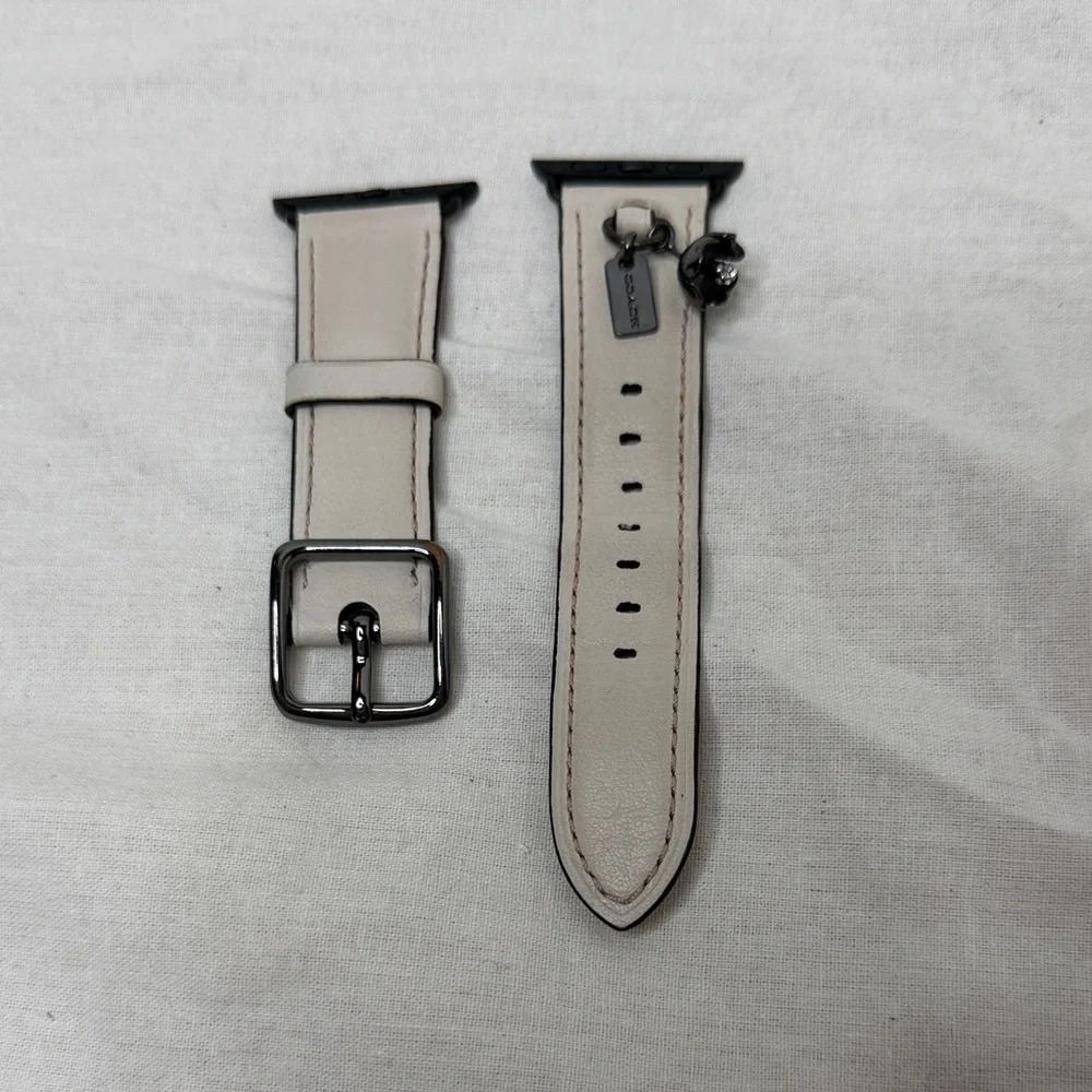 Coach 36MM Leather Apple Watch Strap with Rhinestone Poppy Flower Charm - Picture 1 of 8